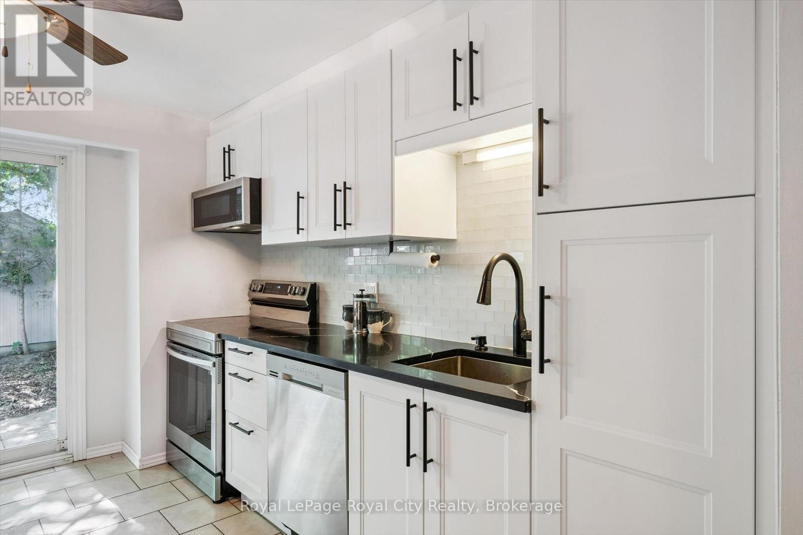 












300 AUDEN ROAD

,
Guelph (Grange Road),




Ontario
N1E6S3

