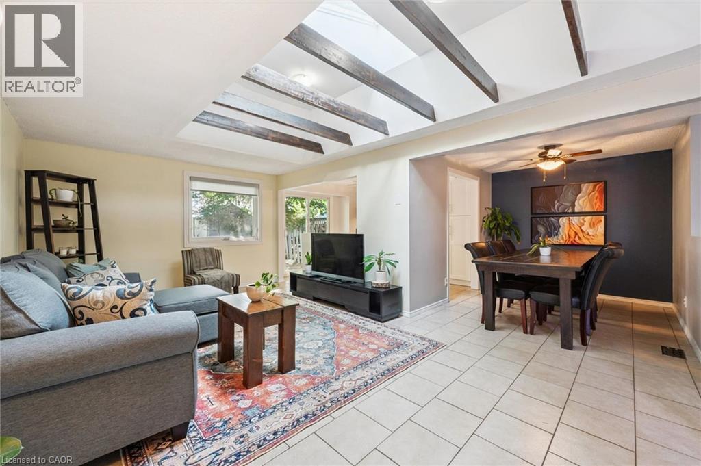 












300 AUDEN Road

,
Guelph,




Ontario
N1E6S3

