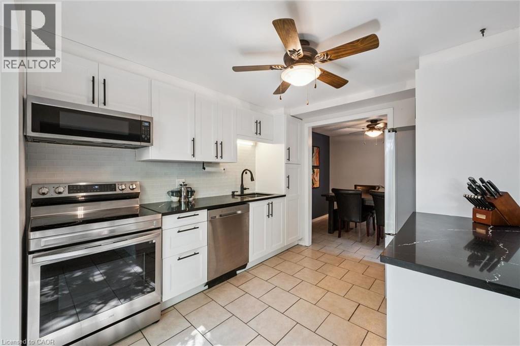 












300 AUDEN Road

,
Guelph,




Ontario
N1E6S3

