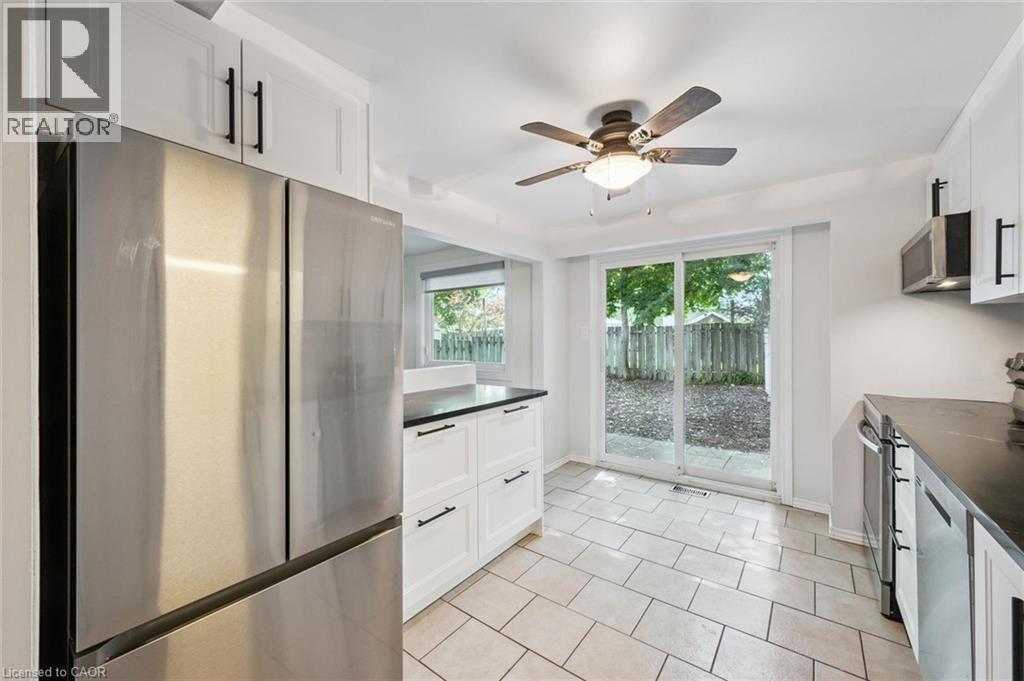 












300 AUDEN Road

,
Guelph,




Ontario
N1E6S3

