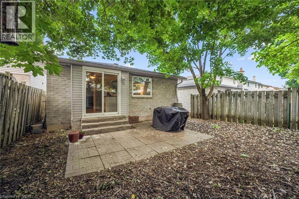 












300 AUDEN Road

,
Guelph,




Ontario
N1E6S3

