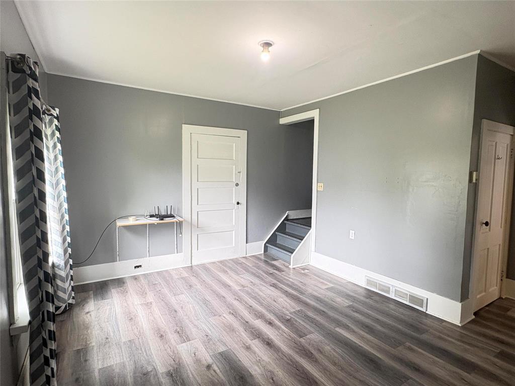 












264 South Railway Avenue

,
Miniota,




Manitoba
R0M0C0

