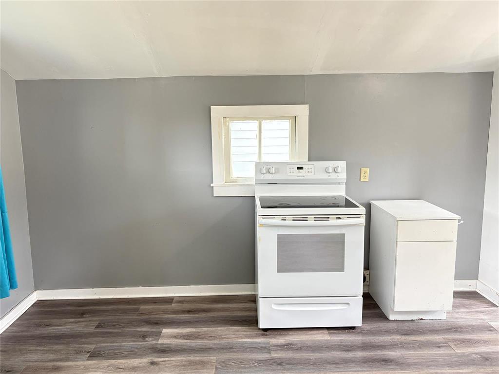 












264 South Railway Avenue

,
Miniota,




Manitoba
R0M0C0


