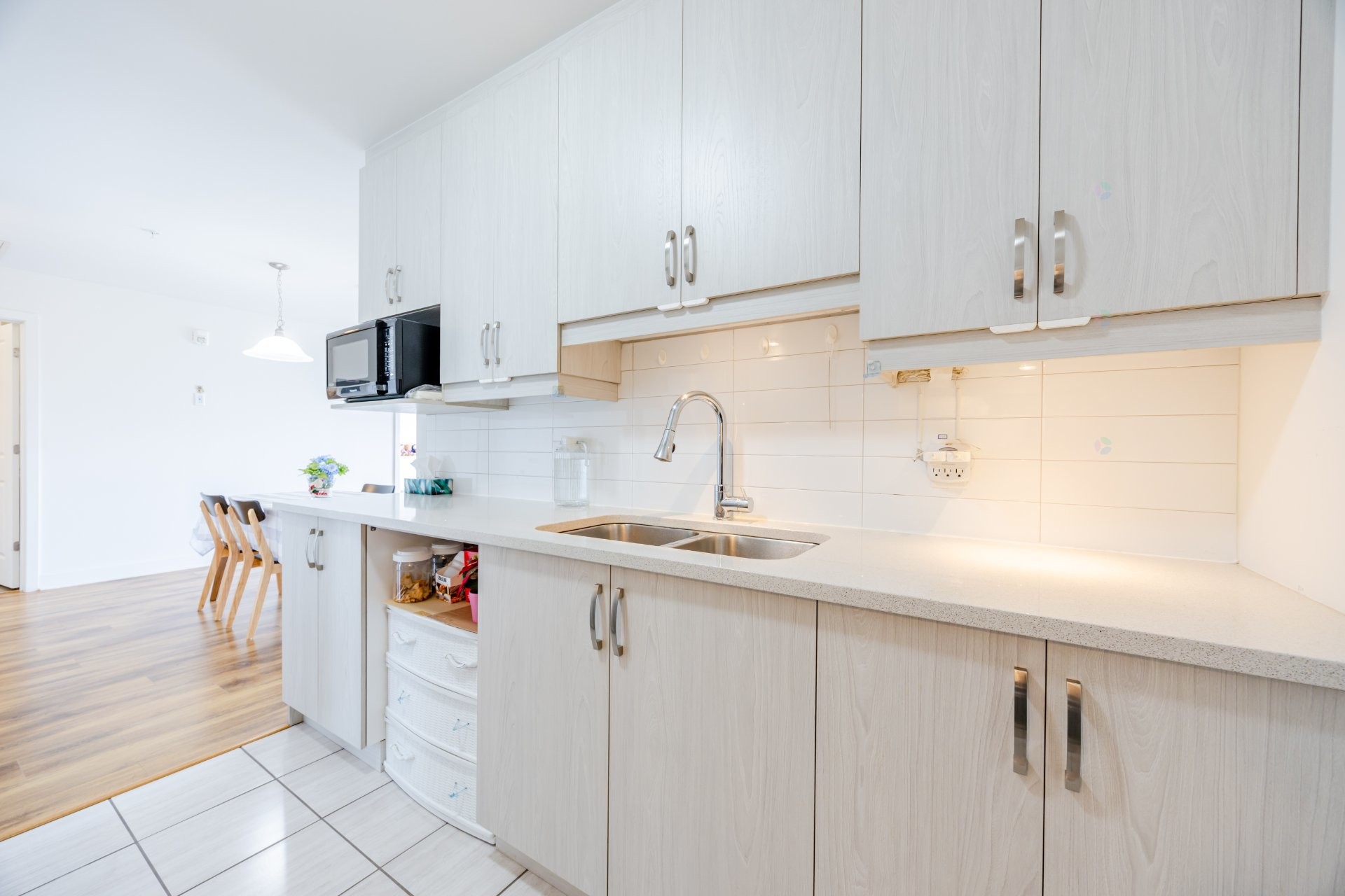









1601


Rue Viola-Desmond

, 623,
Montréal (LaSalle),




QC
H8N0G2

