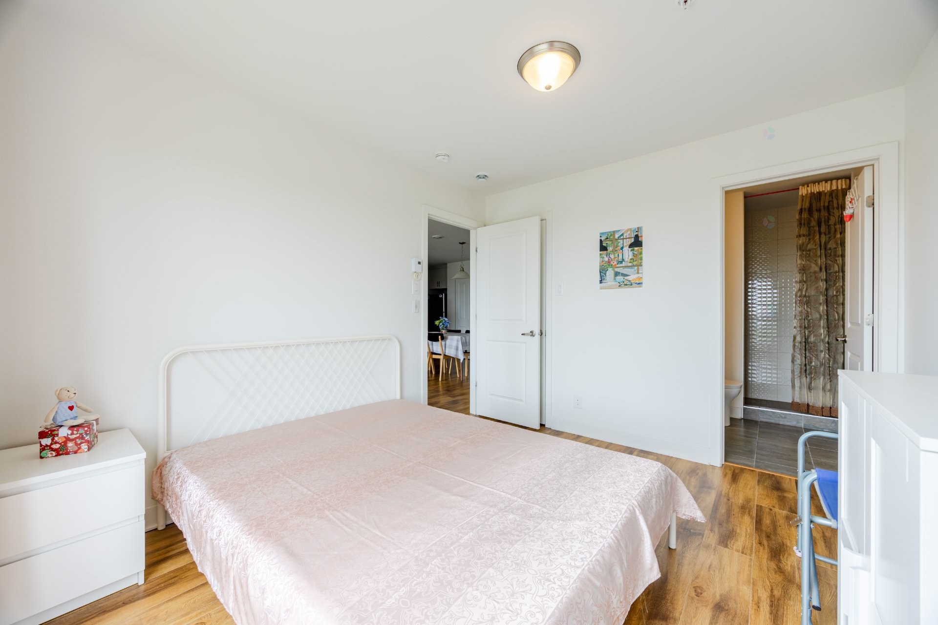 









1601


Rue Viola-Desmond

, 623,
Montréal (LaSalle),




QC
H8N0G2

