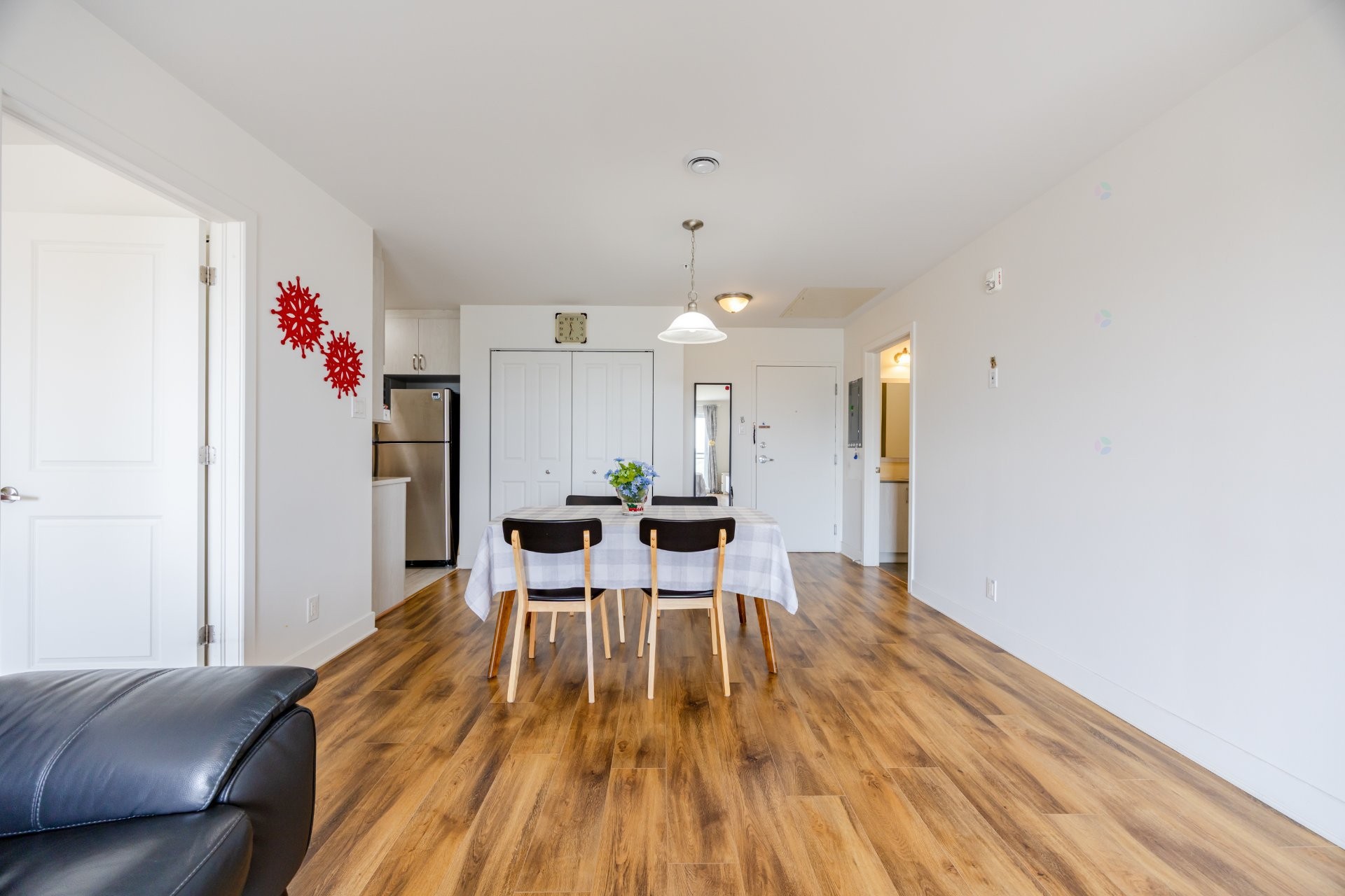 









1601


Rue Viola-Desmond

, 623,
Montréal (LaSalle),




QC
H8N0G2

