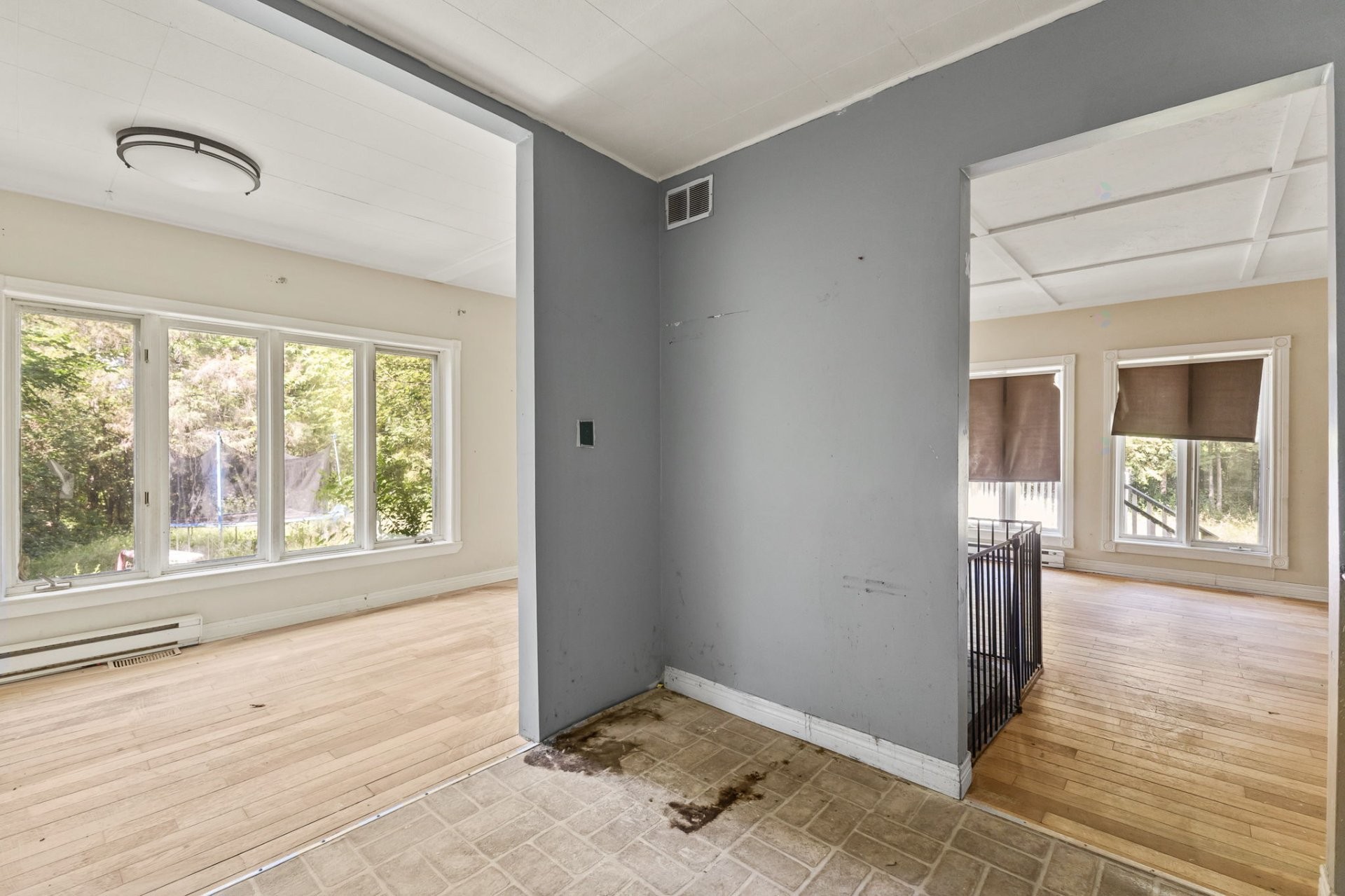 









100


Av. des Tourterelles

,
Pontiac,




QC
J0X2G0

