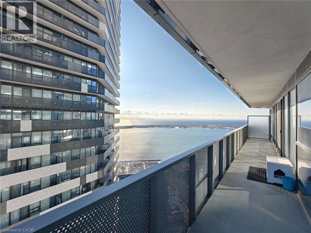 












55 COOPER Street Unit# 6008

,
Toronto,




Ontario
M5E0G1

