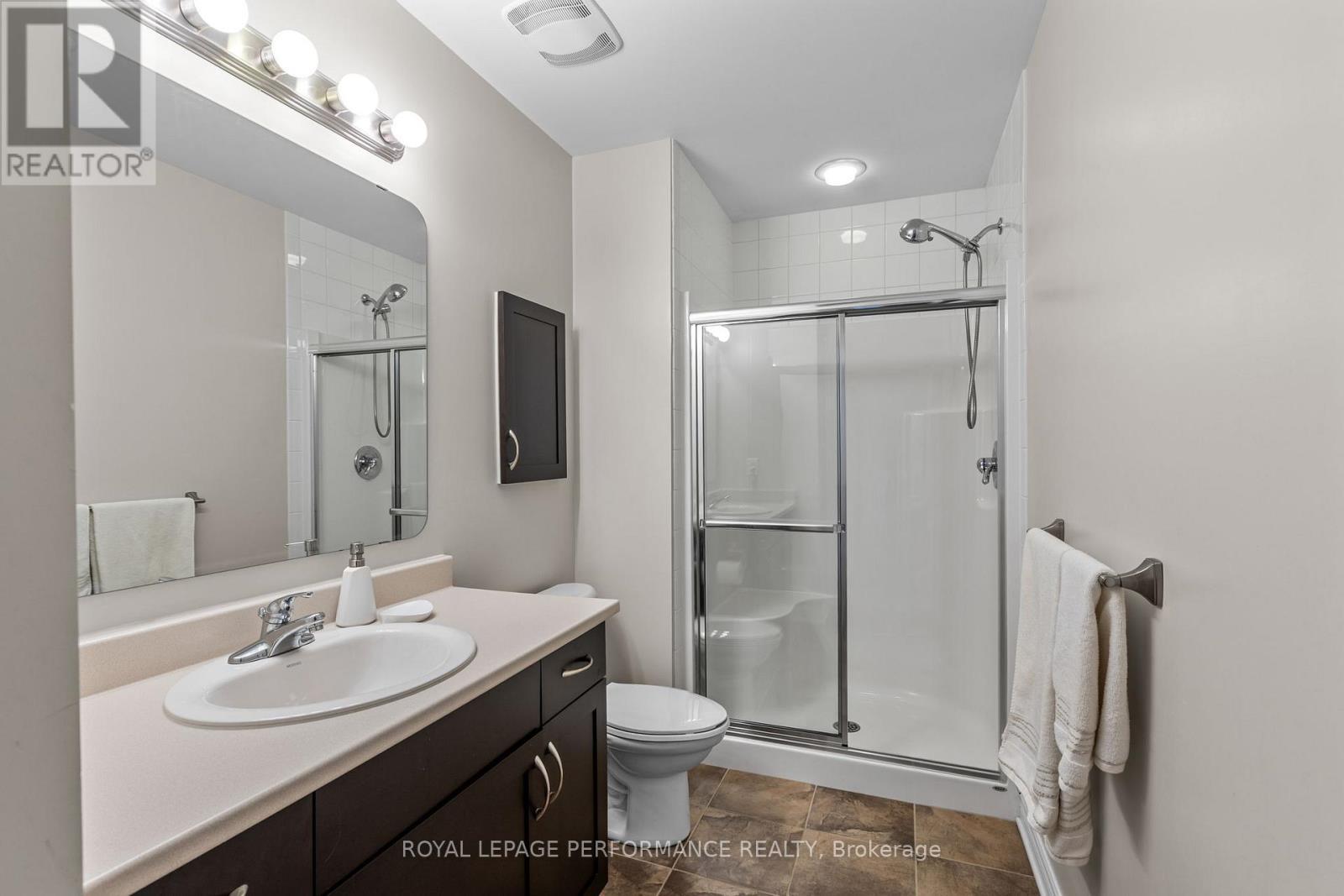 












80A STONEHAVEN DRIVE

,
Ottawa,




Ontario
K2M0C1

