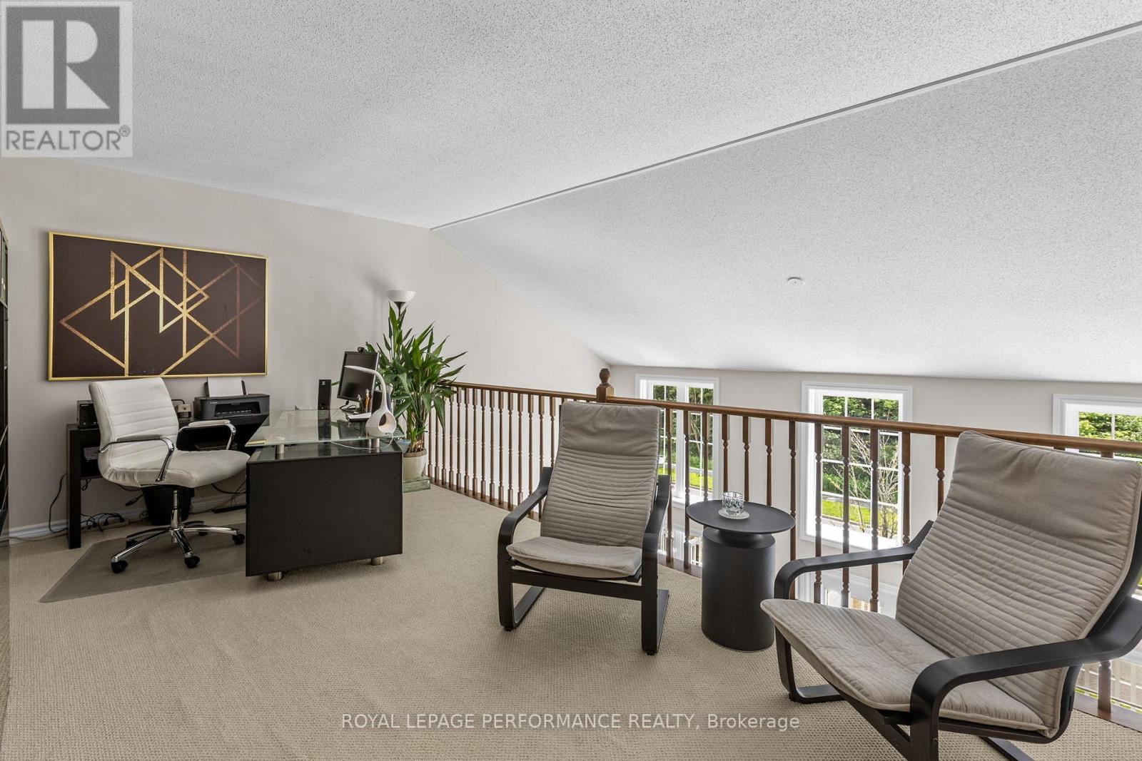 












80A STONEHAVEN DRIVE

,
Ottawa,




Ontario
K2M0C1


