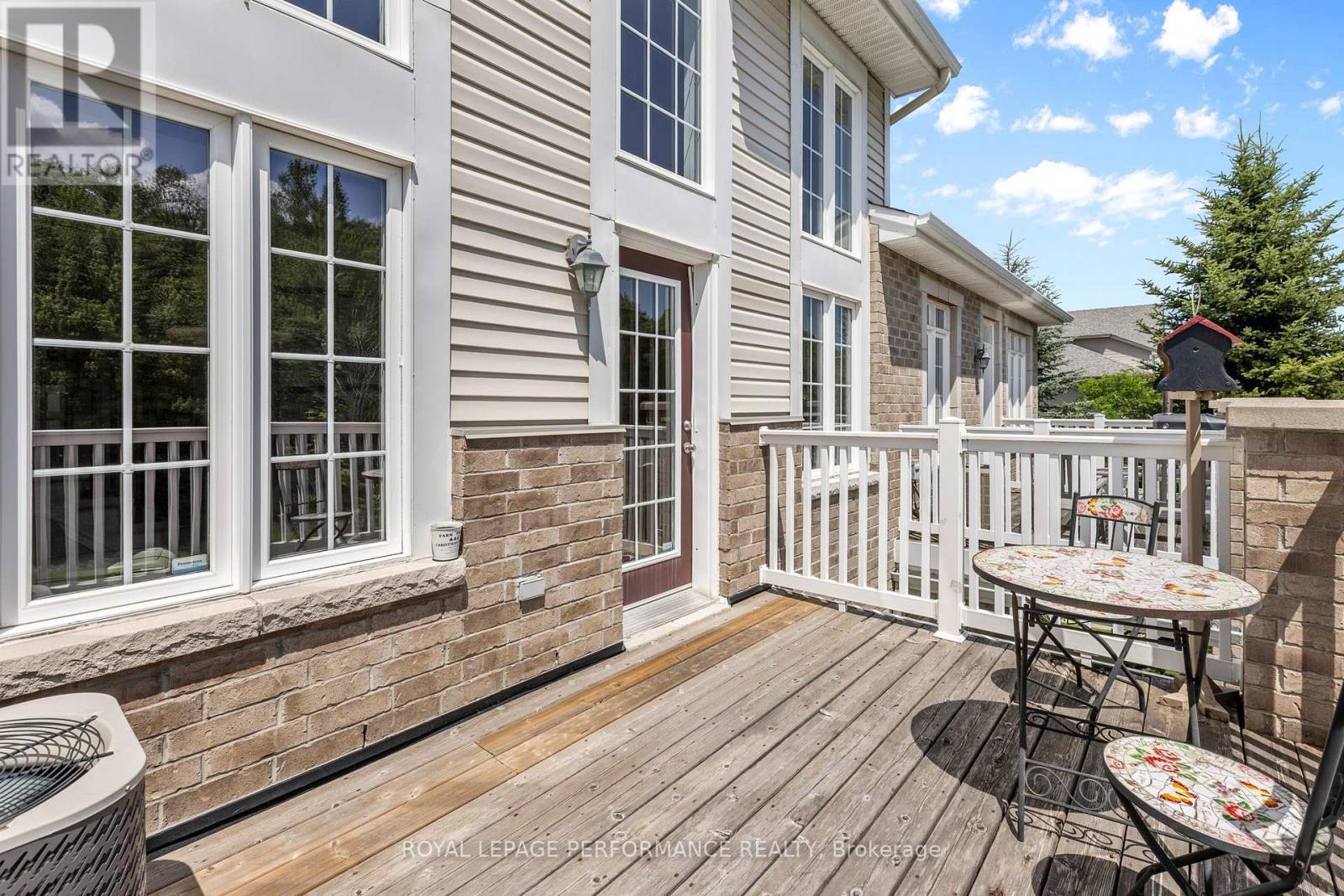 












80A STONEHAVEN DRIVE

,
Ottawa,




Ontario
K2M0C1

