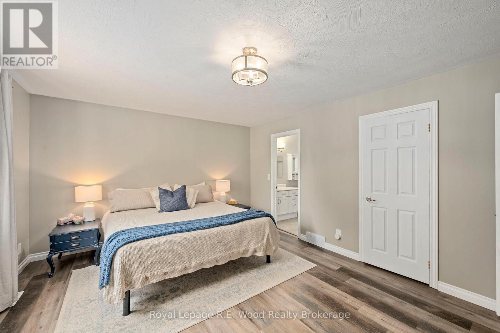 












117 ALLEN STREET

,
Tillsonburg,




Ontario
N4G5J9

