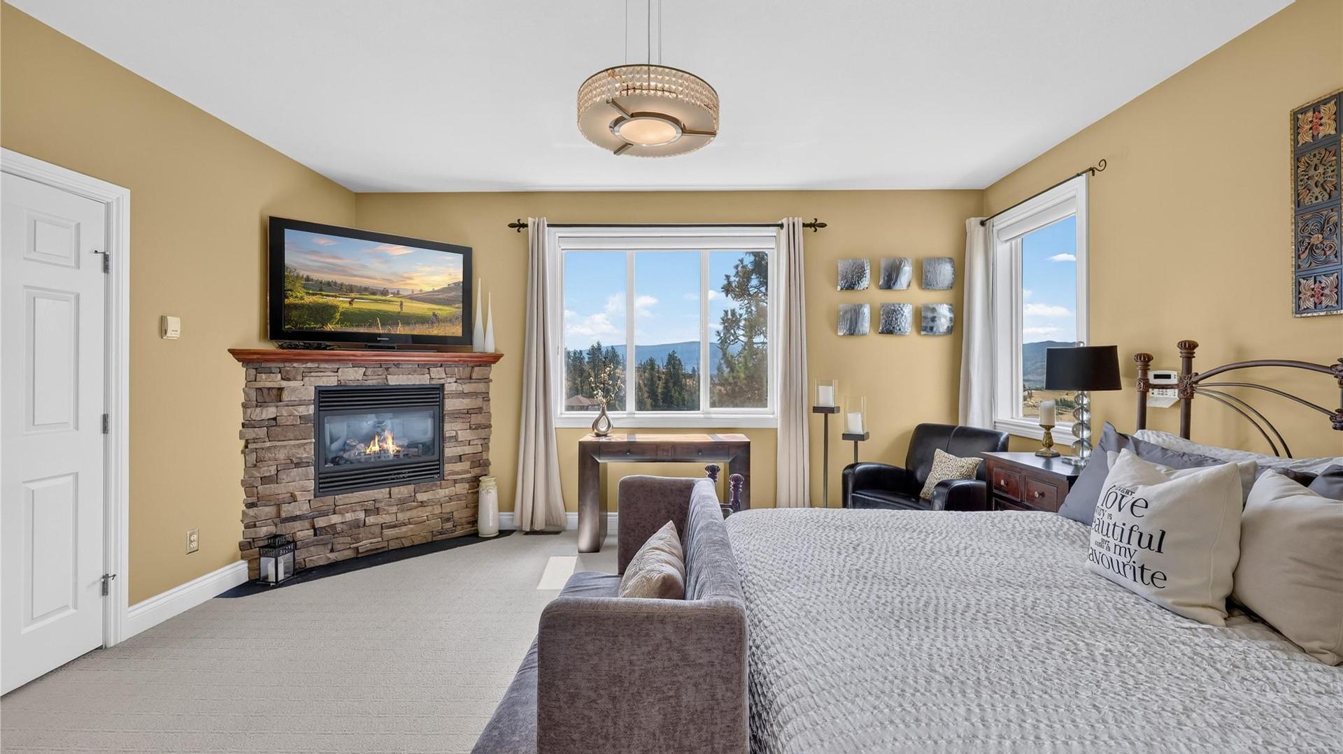 









1124


Peak Point

Drive,
West Kelowna,




BC
V1Z 4A9

