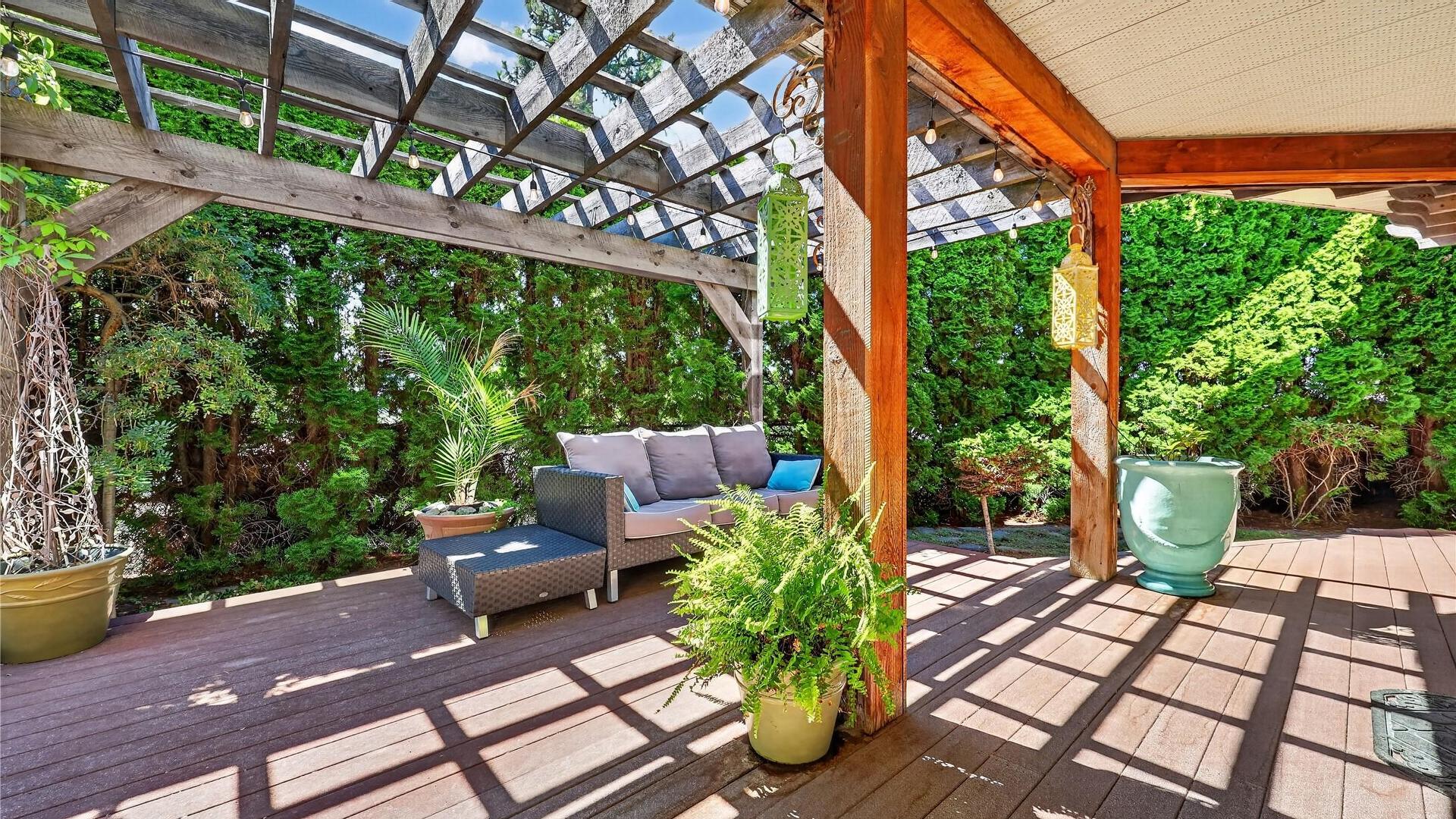









1124


Peak Point

Drive,
West Kelowna,




BC
V1Z 4A9

