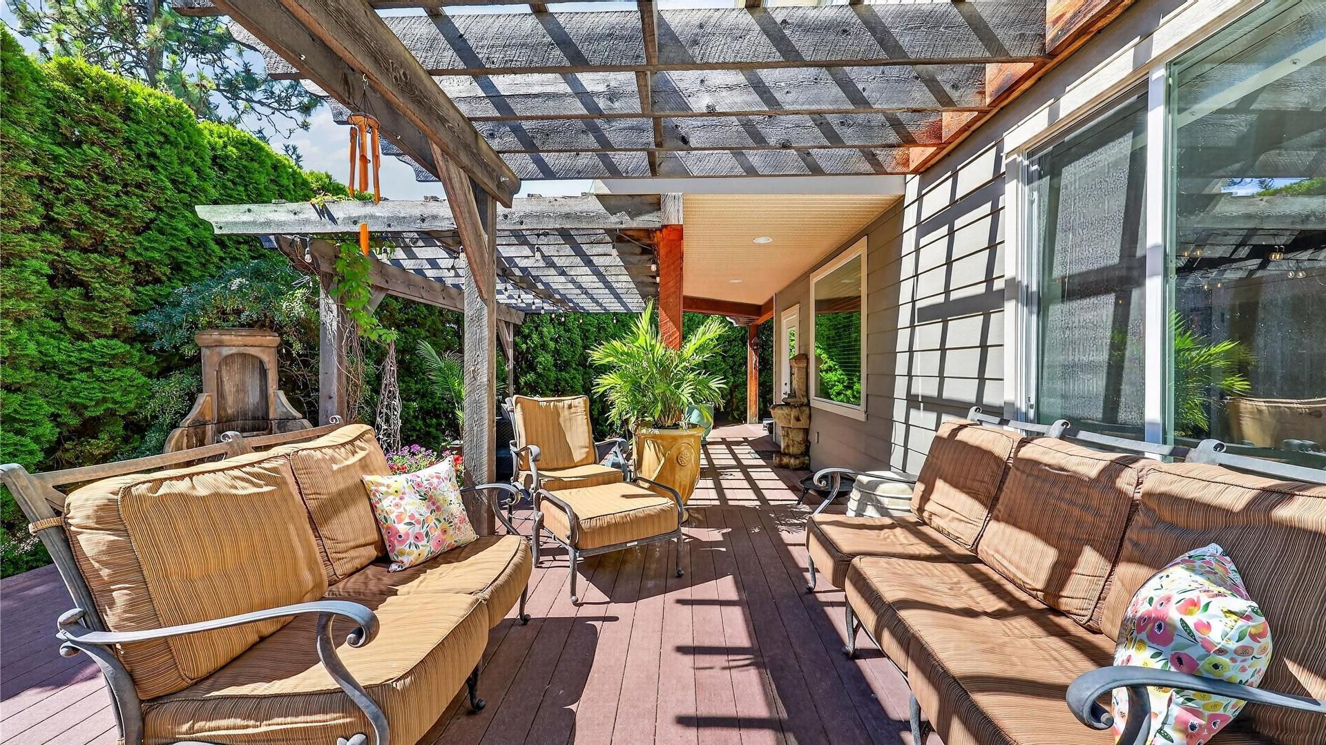 









1124


Peak Point

Drive,
West Kelowna,




BC
V1Z 4A9

