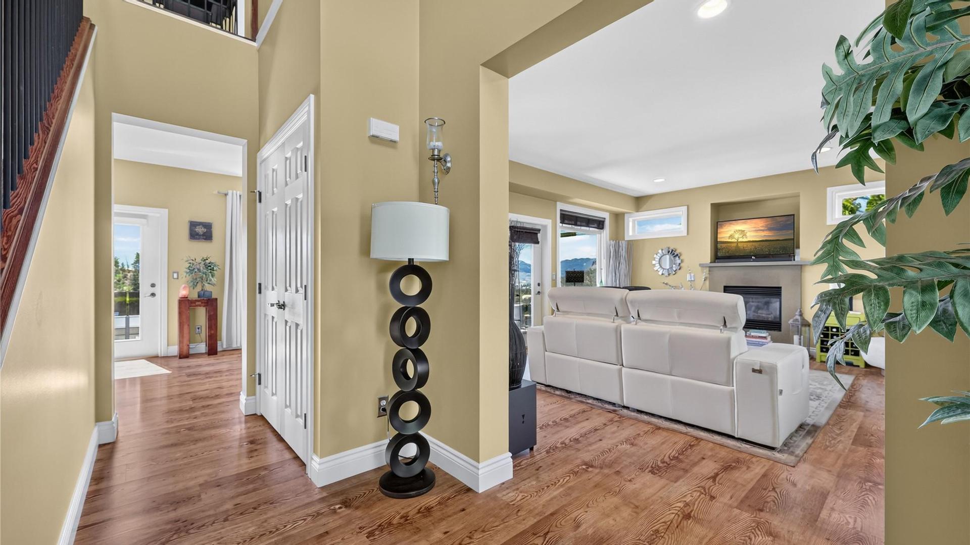 









1124


Peak Point

Drive,
West Kelowna,




BC
V1Z 4A9


