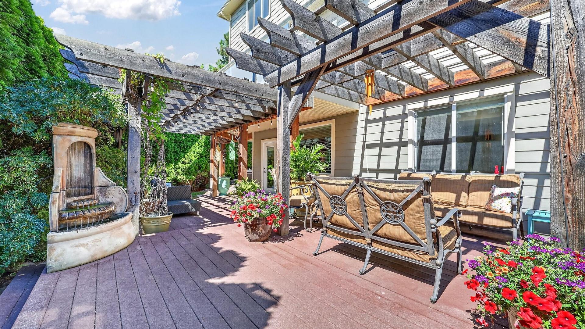 









1124


Peak Point

Drive,
West Kelowna,




BC
V1Z 4A9

