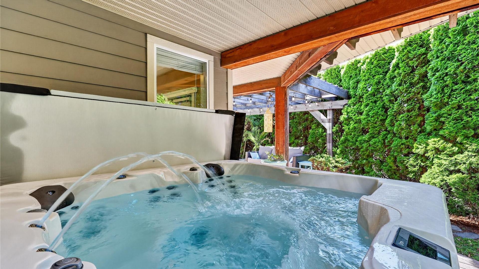 









1124


Peak Point

Drive,
West Kelowna,




BC
V1Z 4A9

