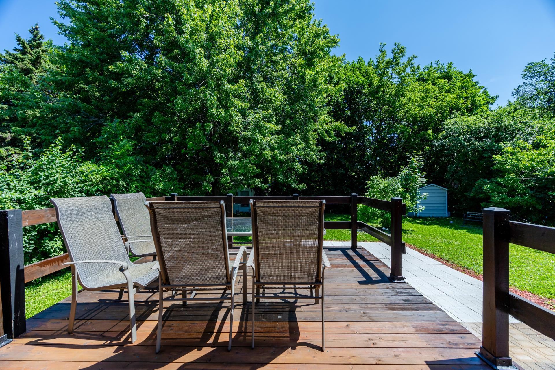 









415


Av. Thorncrest

,
Dorval,




QC
H9S2X9

