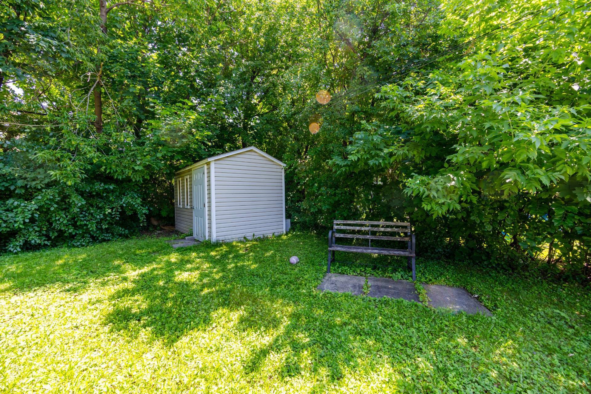 









415


Av. Thorncrest

,
Dorval,




QC
H9S2X9

