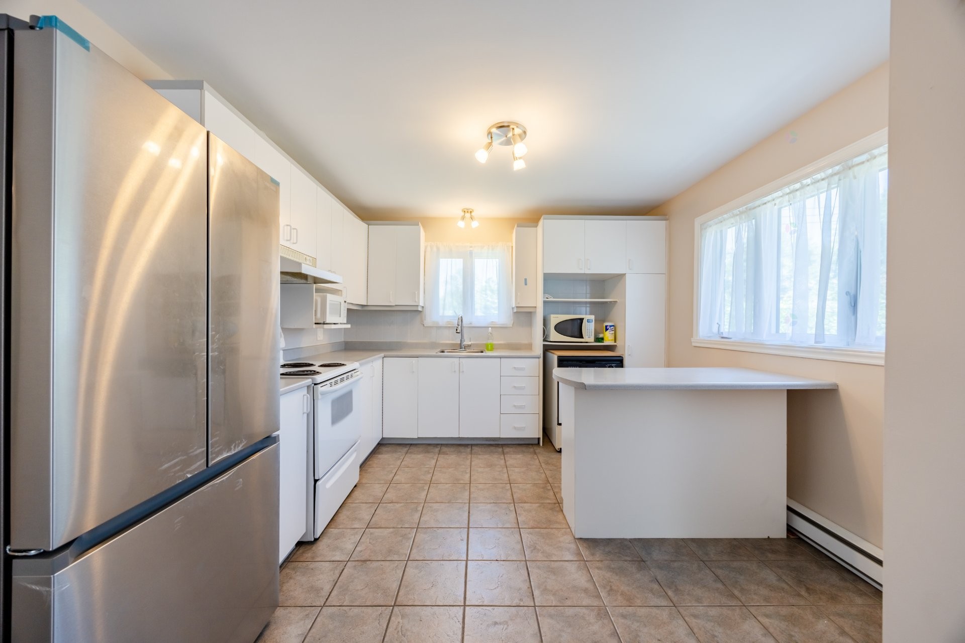 









415


Av. Thorncrest

,
Dorval,




QC
H9S2X9

