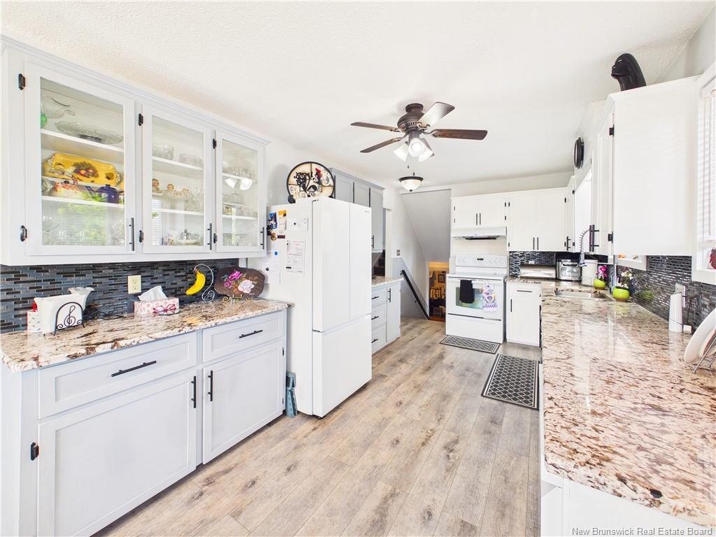









252


Ammon

RD,
Ammon,




NB
E1G 3N8


