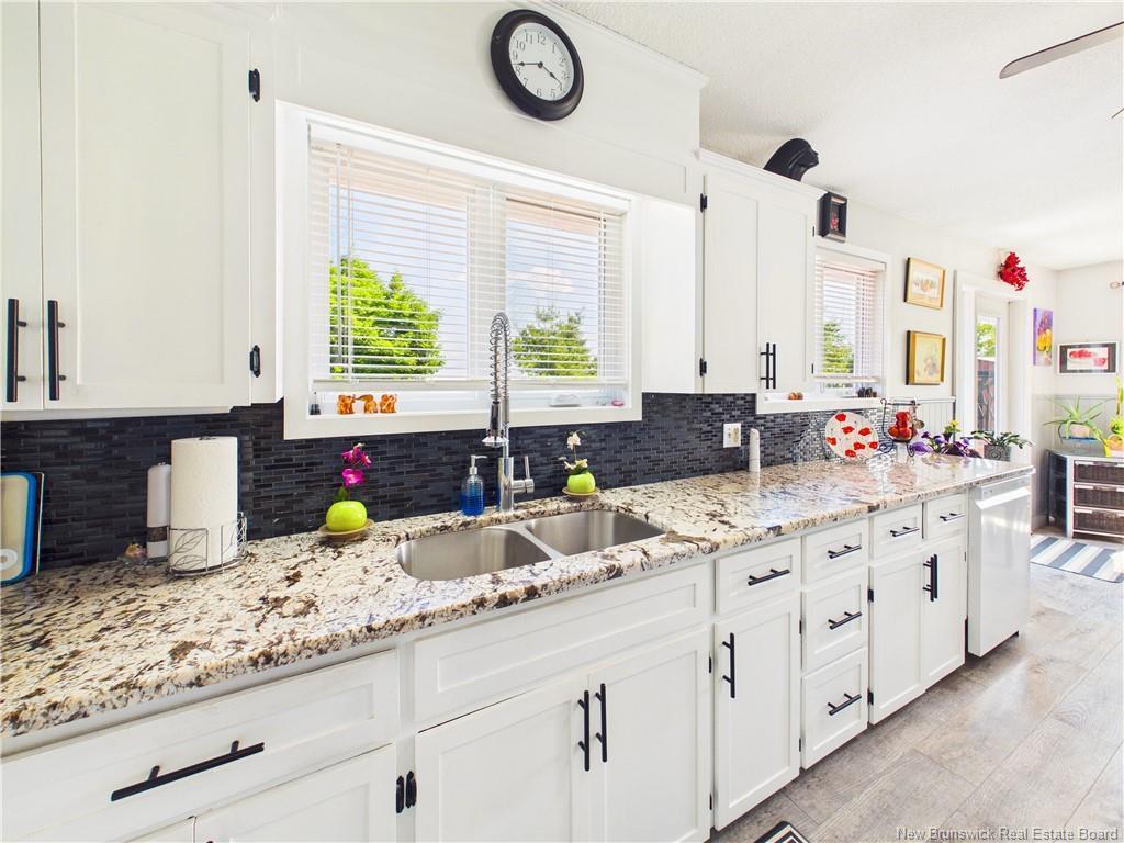 









252


Ammon

RD,
Ammon,




NB
E1G 3N8

