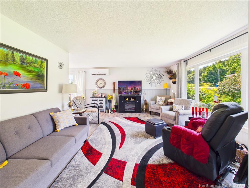 









252


Ammon

RD,
Ammon,




NB
E1G 3N8

