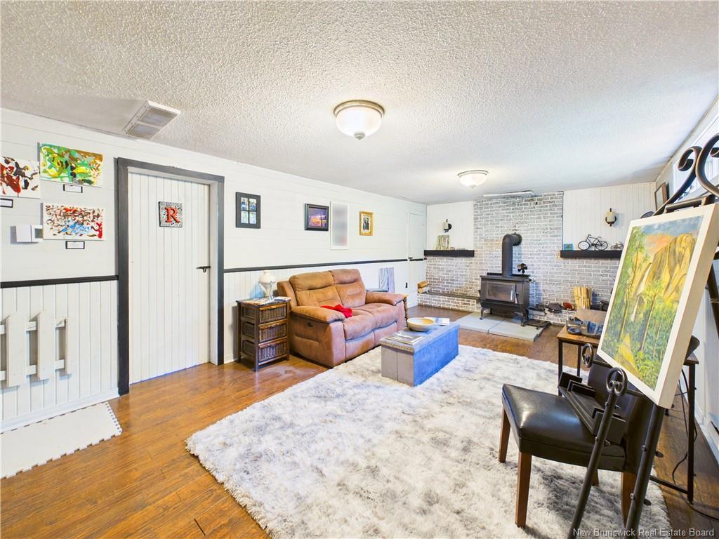 









252


Ammon

RD,
Ammon,




NB
E1G 3N8

