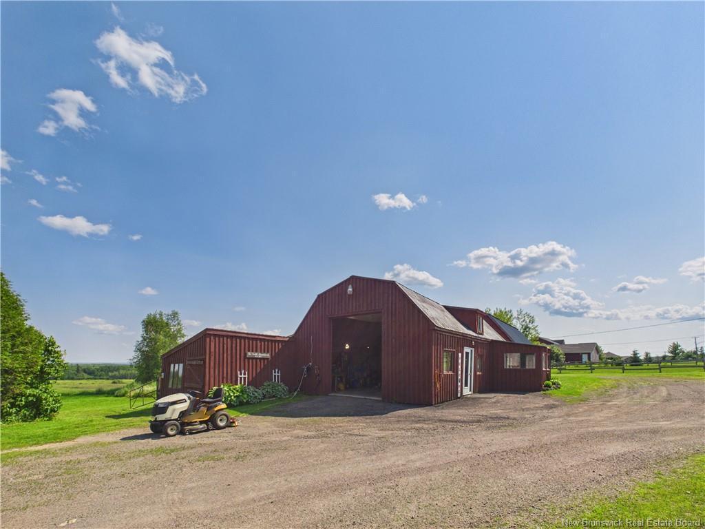 









252


Ammon

RD,
Ammon,




NB
E1G 3N8

