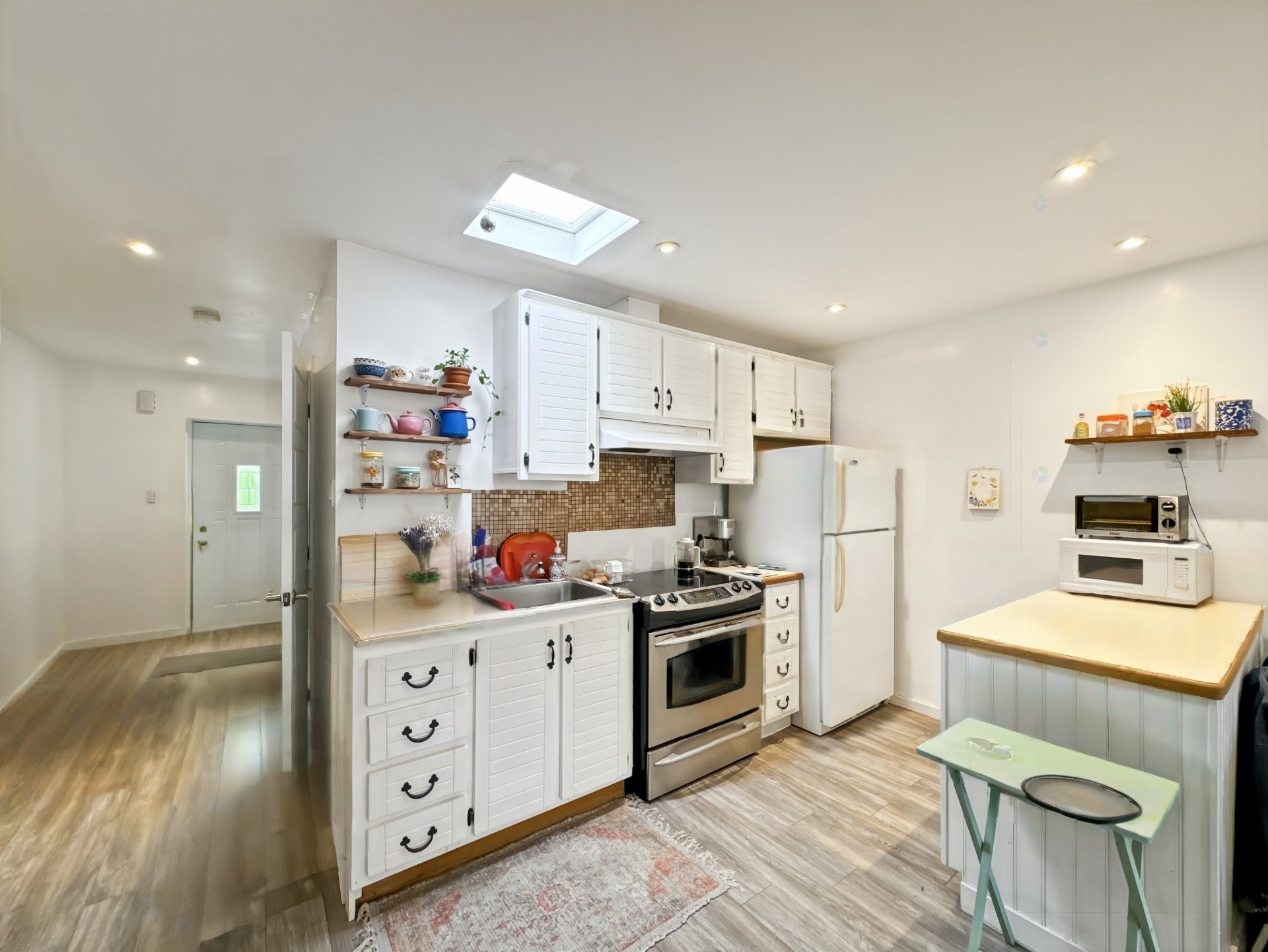 









6610

 - 6614


Av. Henri-Julien

,
Montréal (Rosemont/La Petite-Patrie),




QC
H2S2V2

