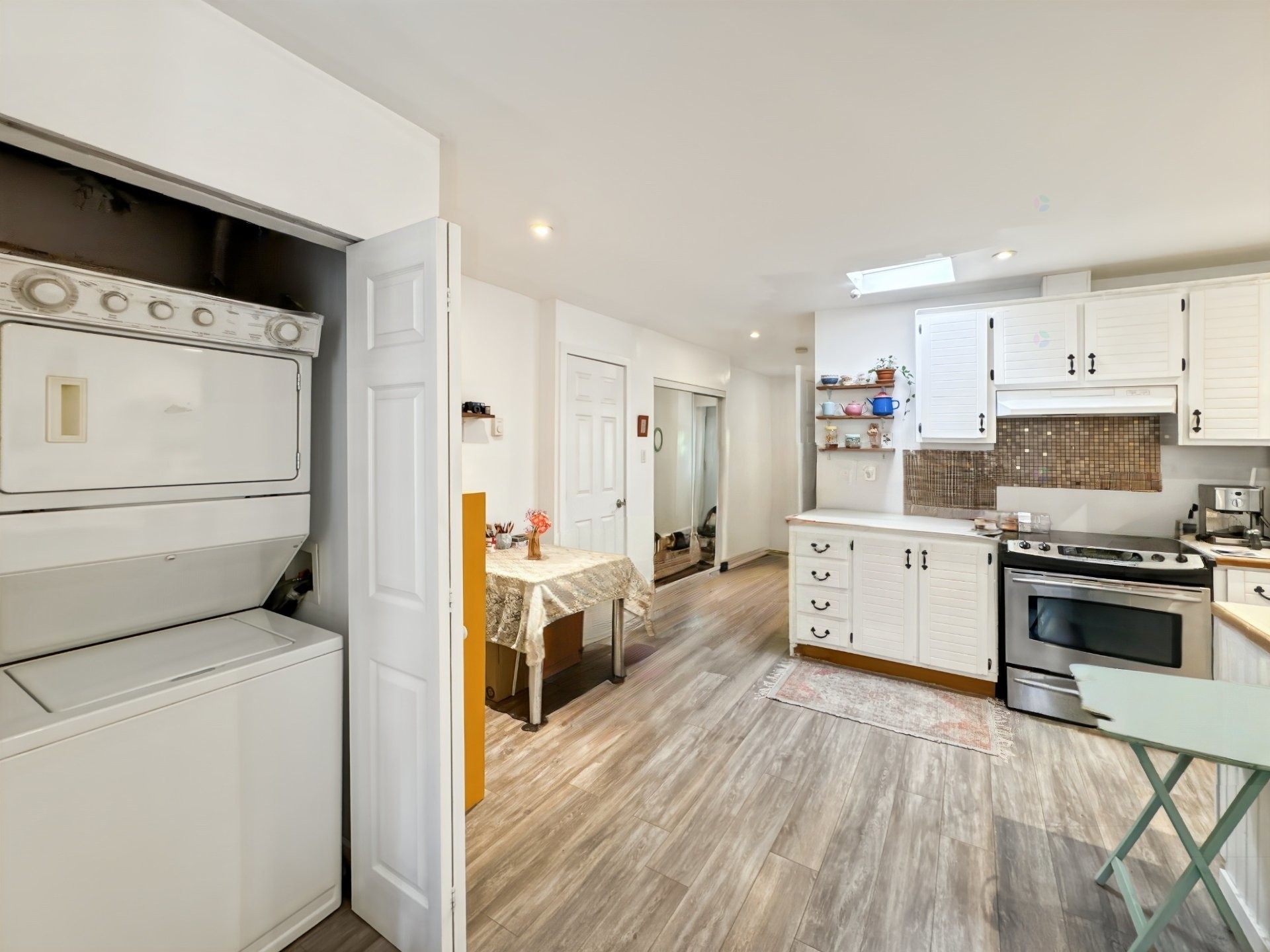 









6610

 - 6614


Av. Henri-Julien

,
Montréal (Rosemont/La Petite-Patrie),




QC
H2S2V2


