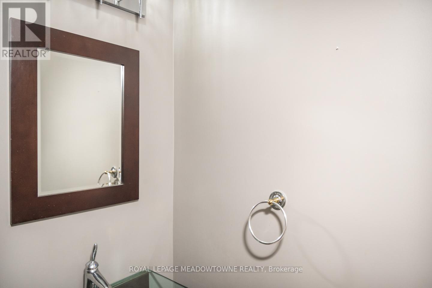 












3486 EGLINTON AVENUE W

,
Mississauga,




Ontario
L5M7P4

