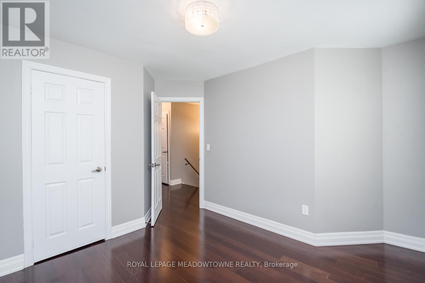 












3486 EGLINTON AVENUE W

,
Mississauga,




Ontario
L5M7P4

