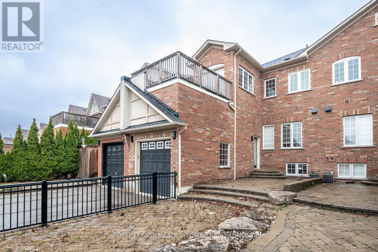 












3486 EGLINTON AVENUE W

,
Mississauga,




Ontario
L5M7P4

