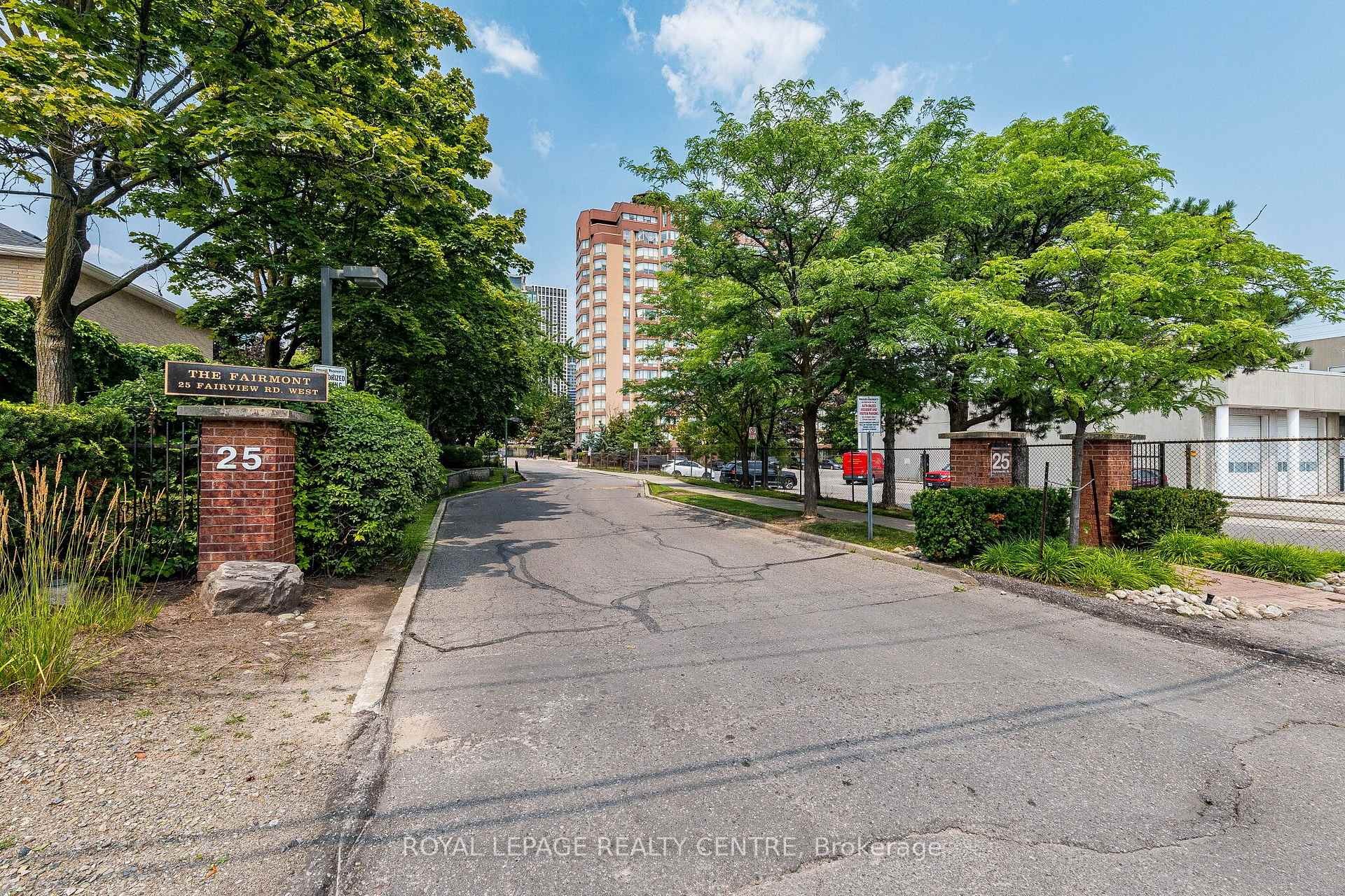 









25


Fairview

Road West, 807,
Mississauga,




ON
L5B 3Y8

