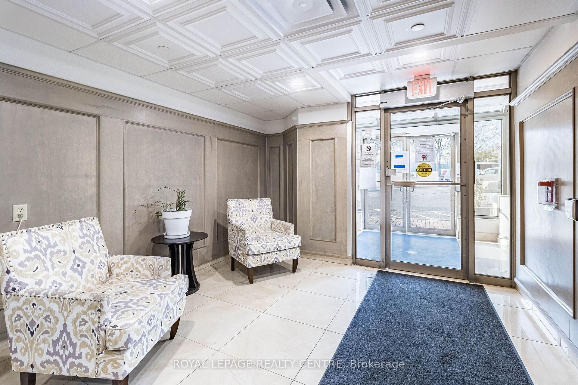 









25


Fairview

Road West, 807,
Mississauga,




ON
L5B 3Y8

