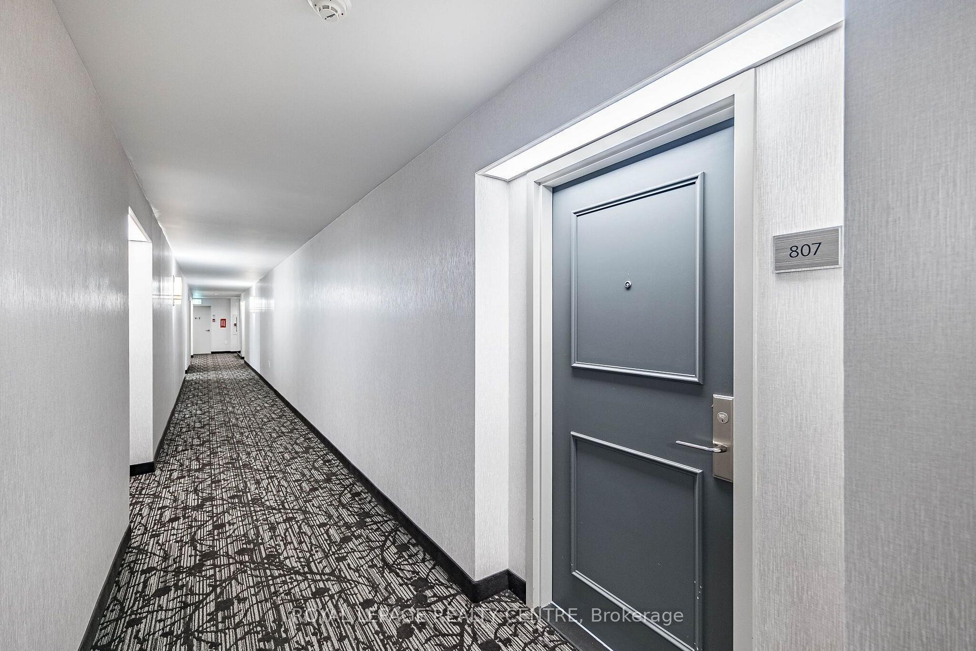 









25


Fairview

Road West, 807,
Mississauga,




ON
L5B 3Y8

