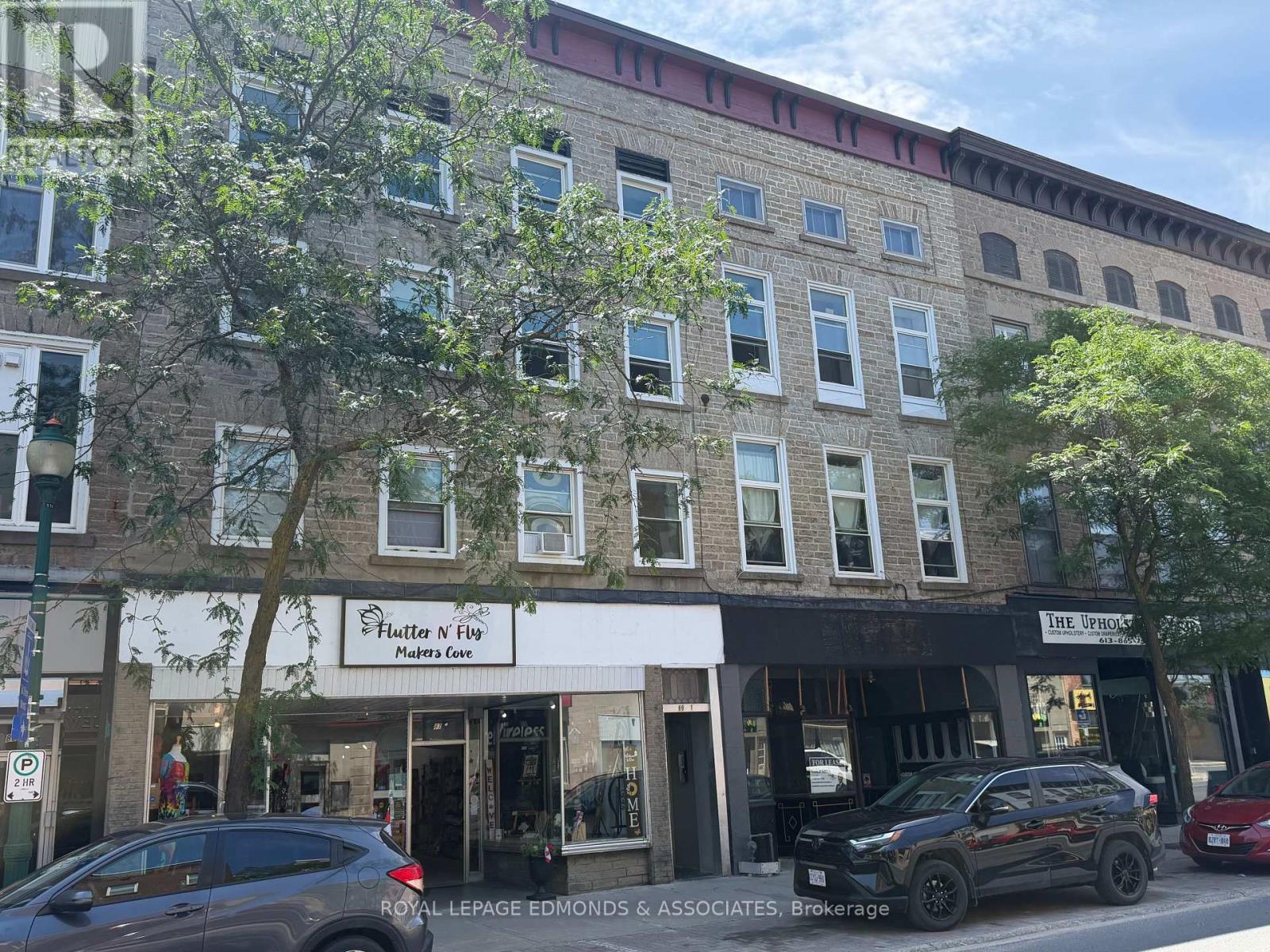 












87-93 KING STREET W

,
Brockville,




Ontario
K6V3R1

