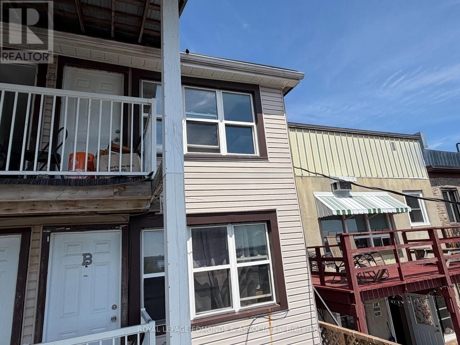 












87-93 KING STREET W

,
Brockville,




Ontario
K6V3R1

