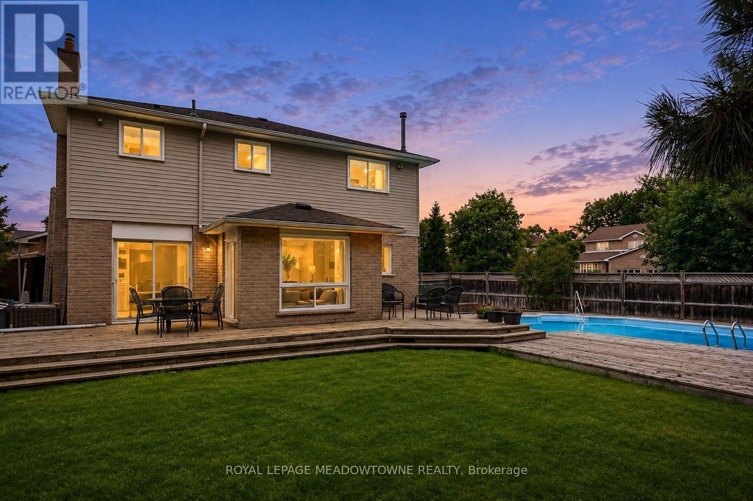 












265 RANDALL CRESCENT

,
Milton,




Ontario
L9T4X6

