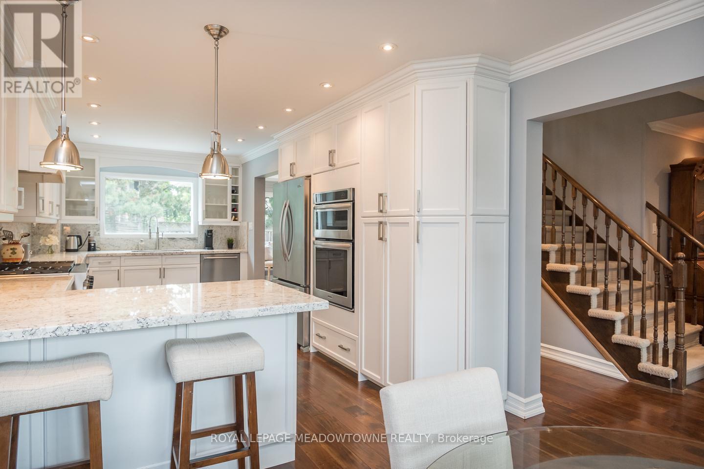 












265 RANDALL CRESCENT

,
Milton,




Ontario
L9T4X6

