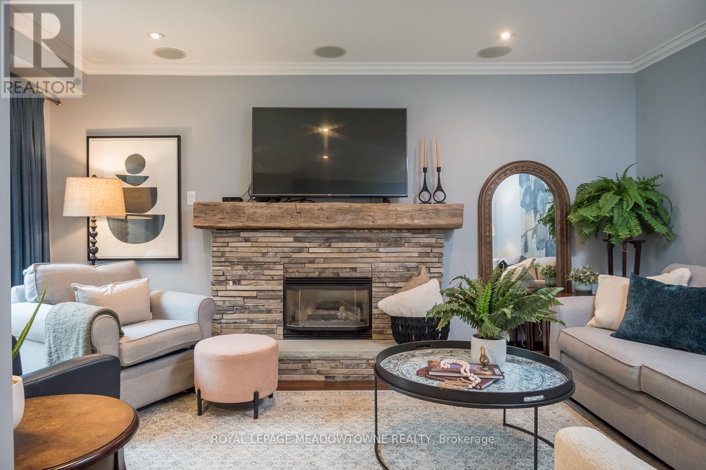 












265 RANDALL CRESCENT

,
Milton,




Ontario
L9T4X6

