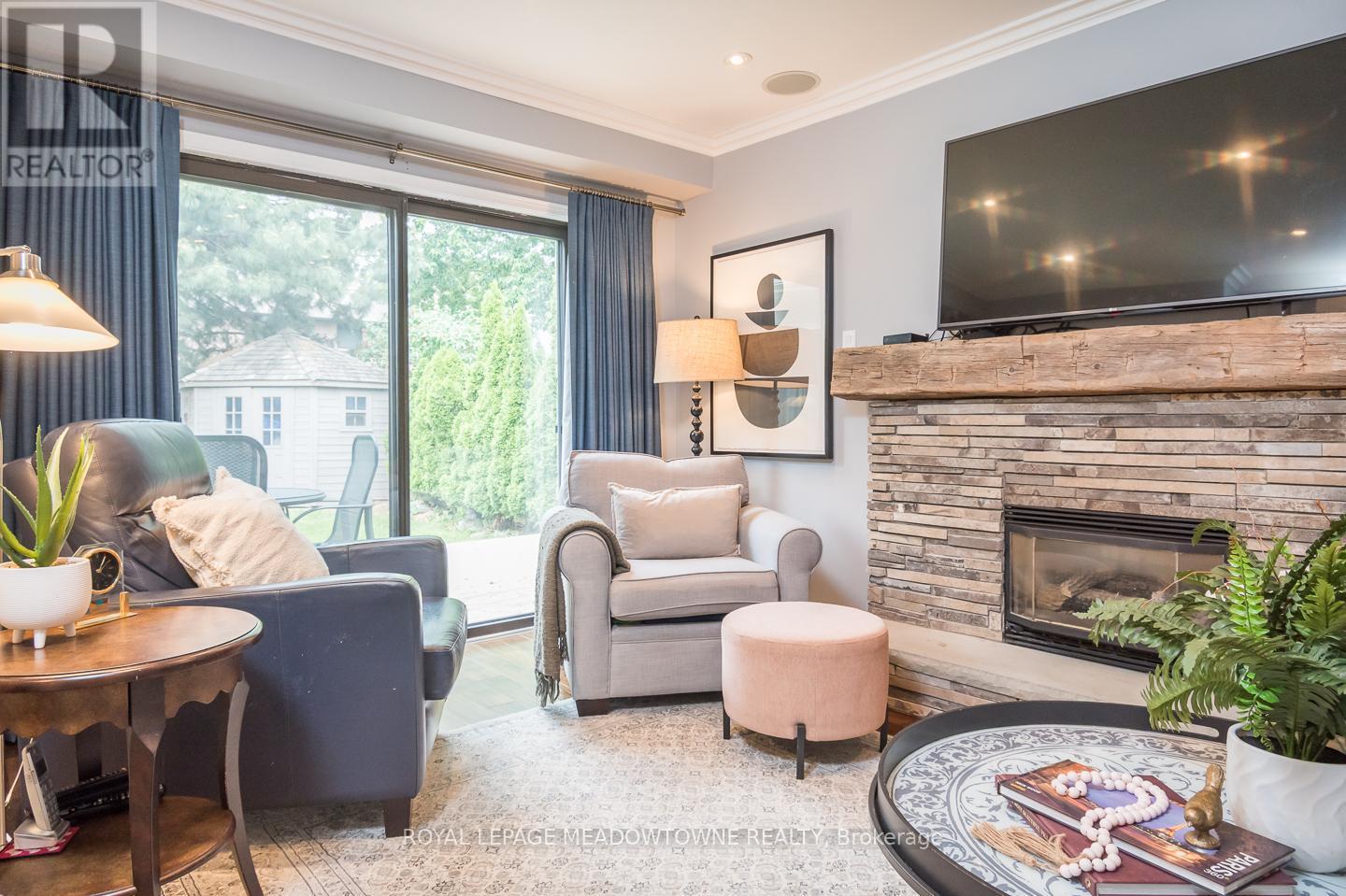 












265 RANDALL CRESCENT

,
Milton,




Ontario
L9T4X6

