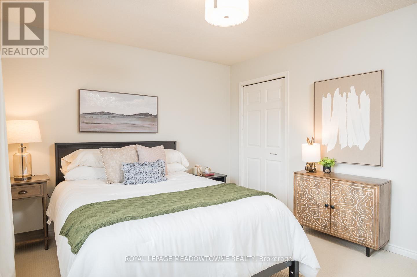 












265 RANDALL CRESCENT

,
Milton,




Ontario
L9T4X6

