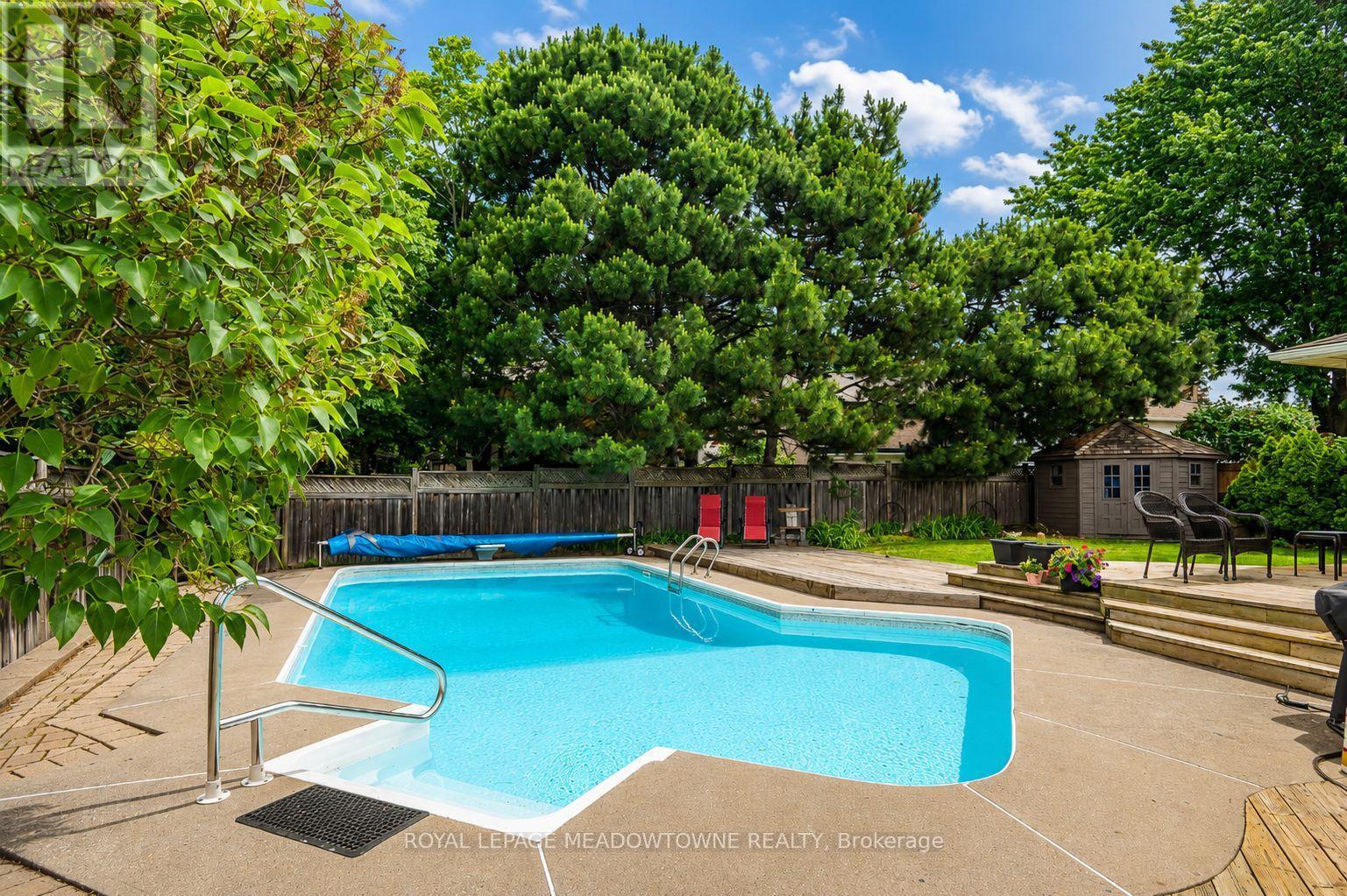 












265 RANDALL CRESCENT

,
Milton,




Ontario
L9T4X6

