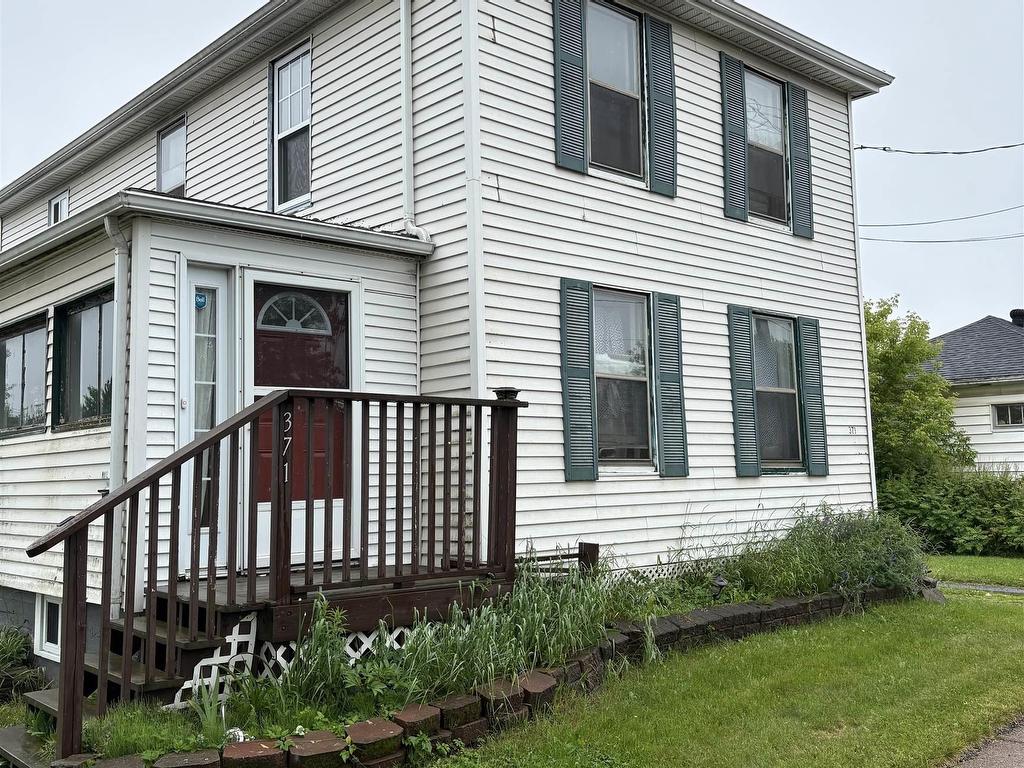 












371 Willow Street

,
Truro,




NS
B2N 5A6

