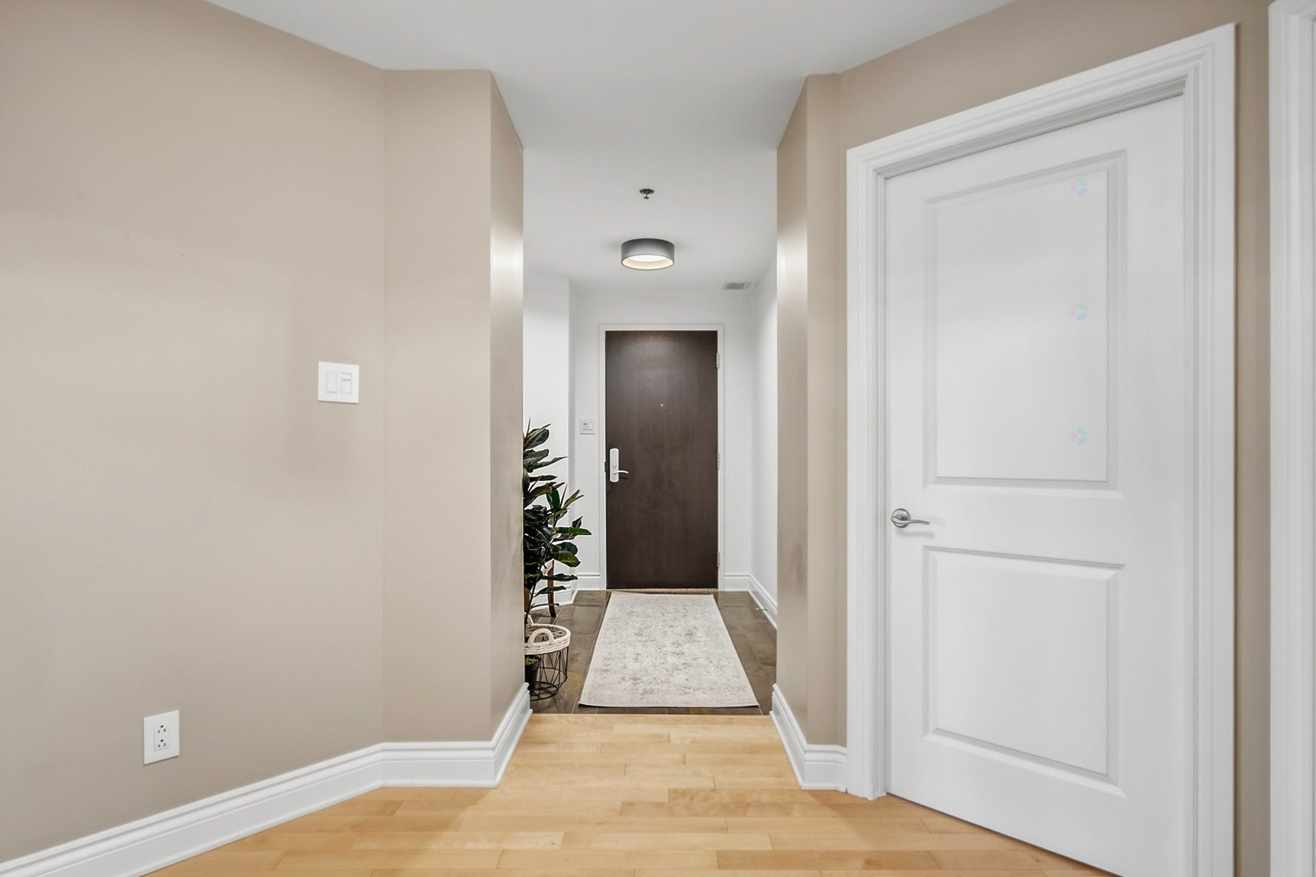 









303


Boul. Clairevue E.

, 2105,
Saint-Bruno-de-Montarville,




QC
J3V0B2

