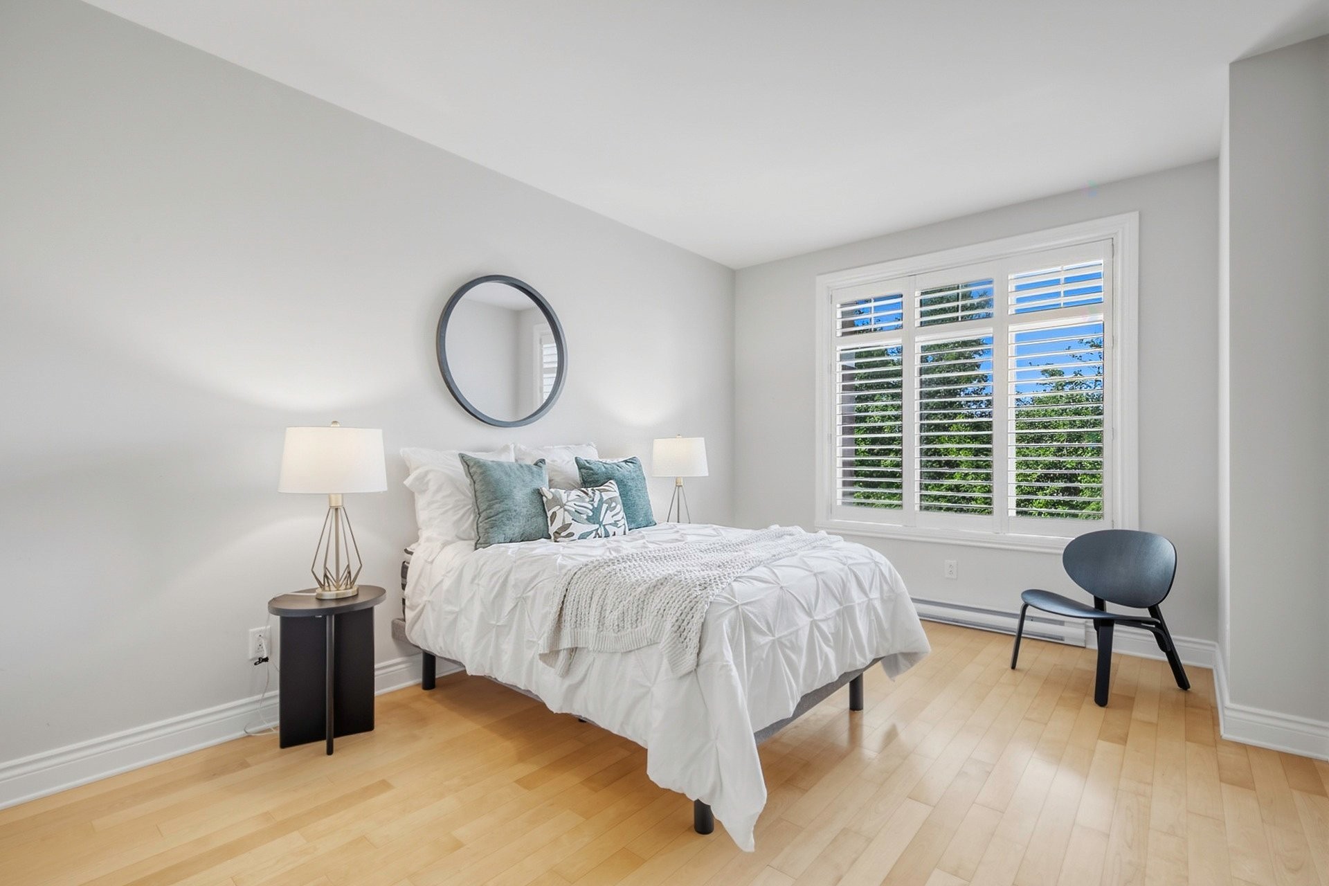 









303


Boul. Clairevue E.

, 2105,
Saint-Bruno-de-Montarville,




QC
J3V0B2

