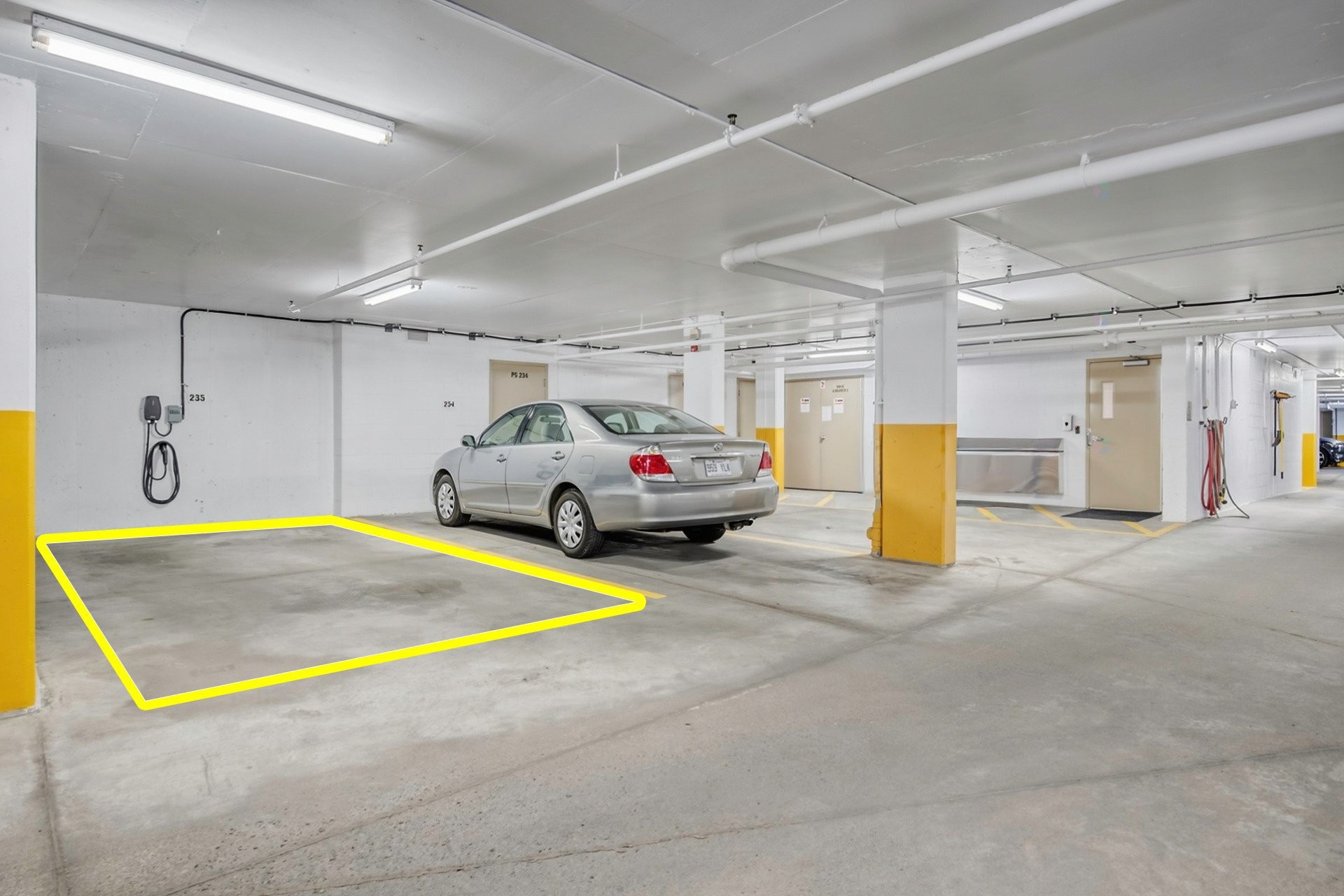 









303


Boul. Clairevue E.

, 2105,
Saint-Bruno-de-Montarville,




QC
J3V0B2

